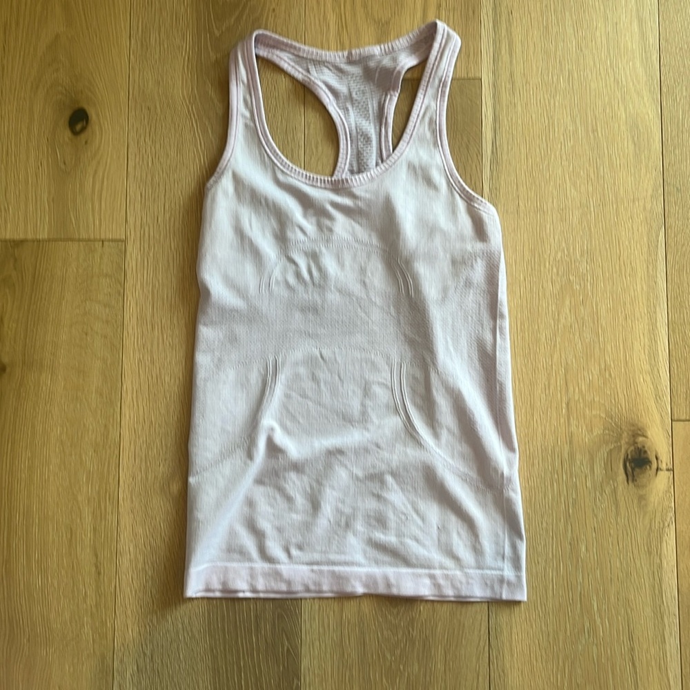 LIGHT PURPLE LIMITED EDITION LULULEMON TANK TOP